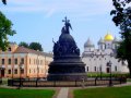 В-Новгород Памятник